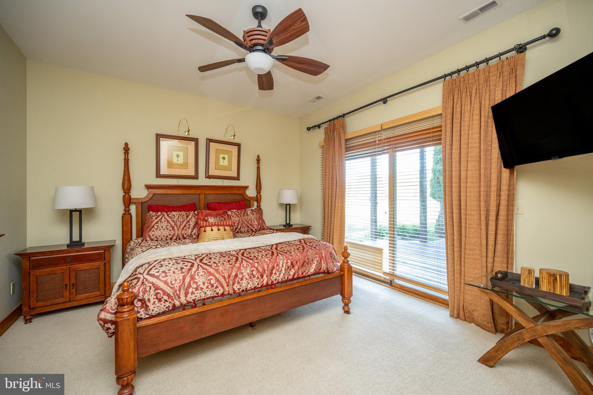 WATERFRONT GREENS - Residential