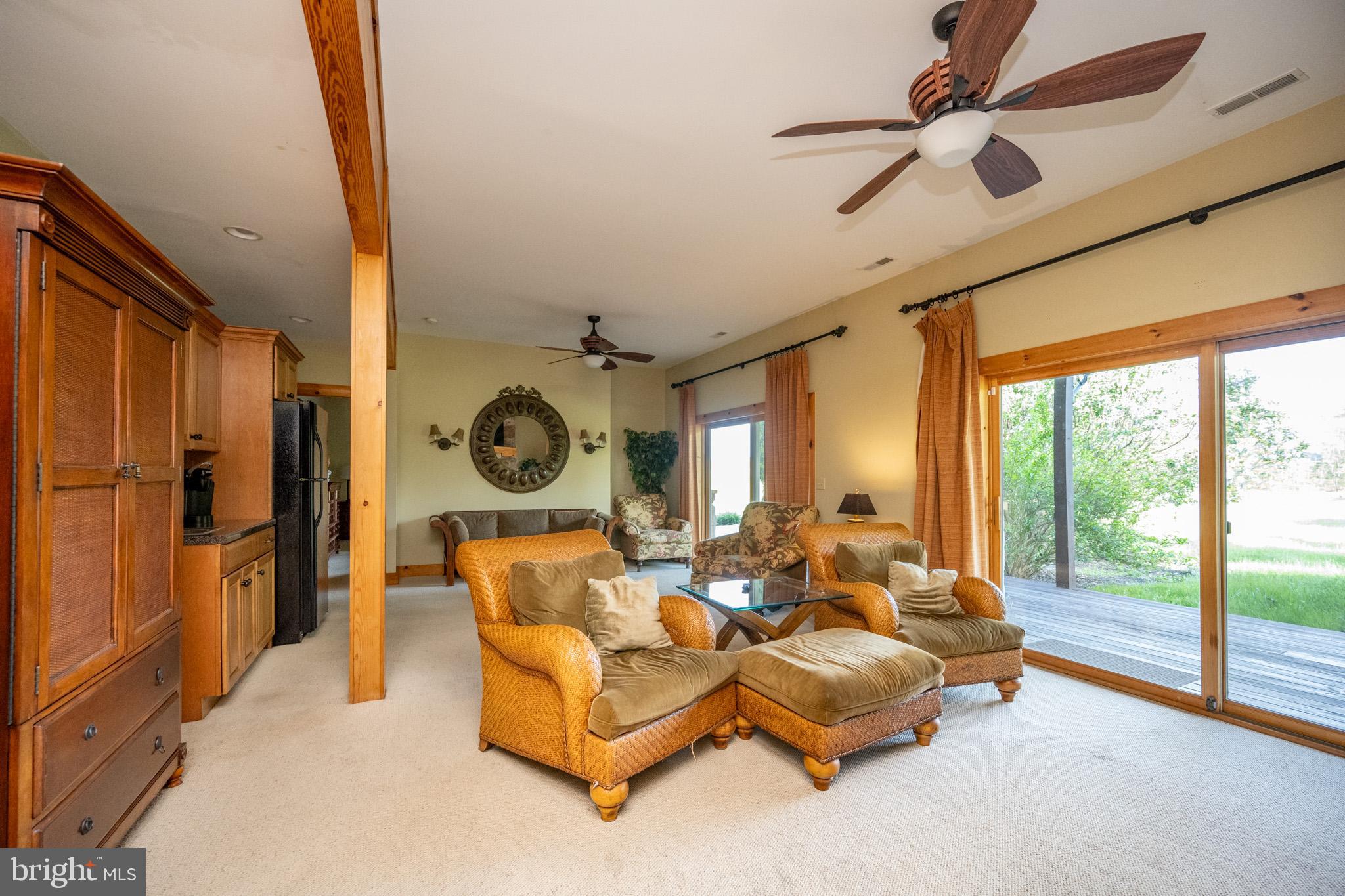 WATERFRONT GREENS - Residential