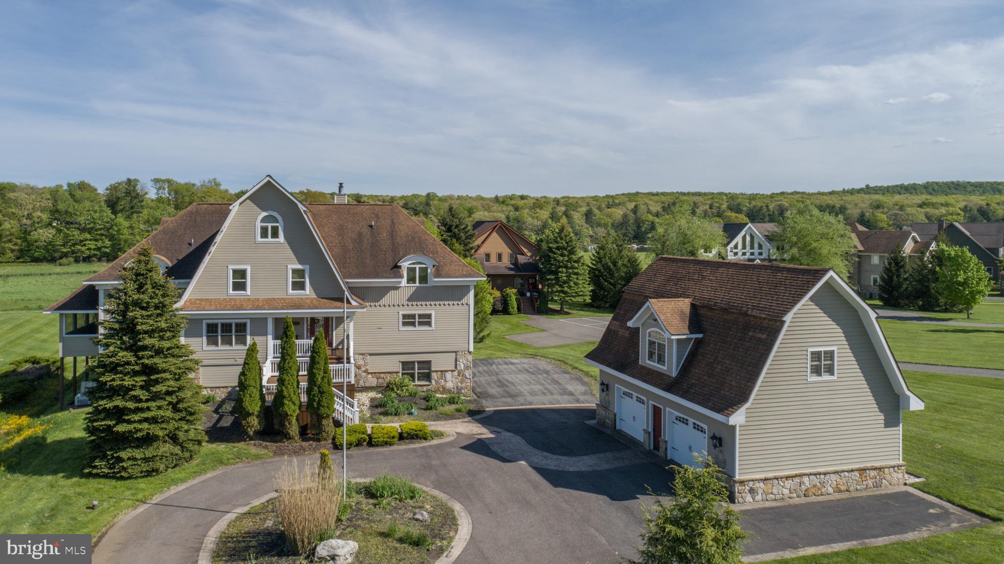 WATERFRONT GREENS - Residential
