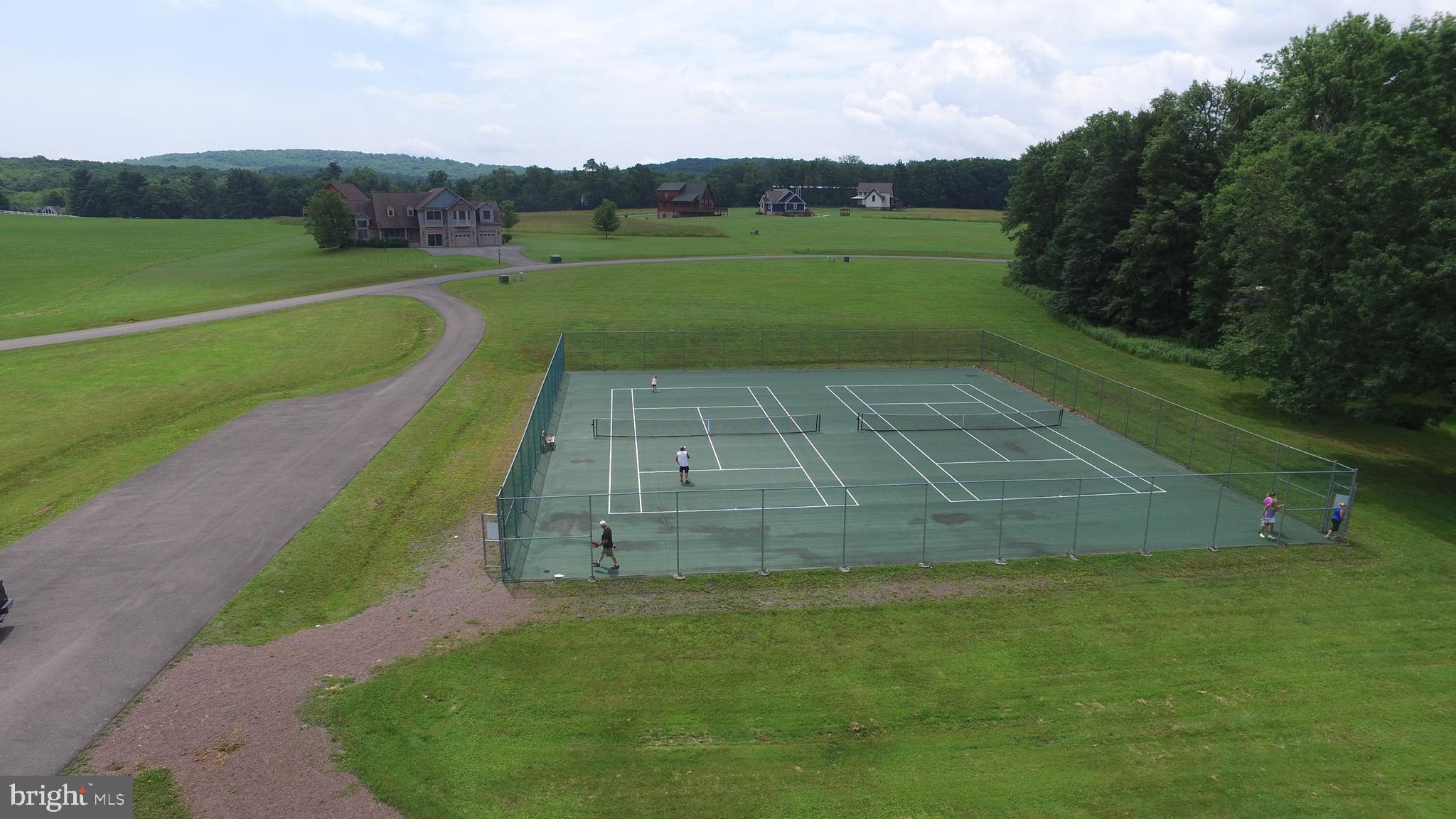 WATERFRONT GREENS - Residential