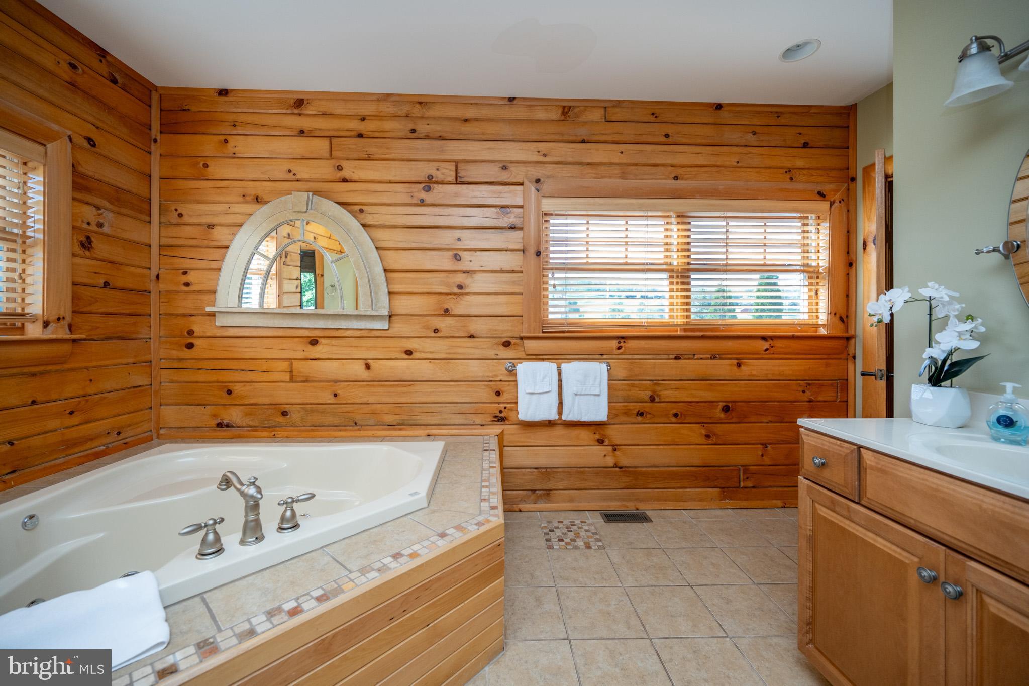 WATERFRONT GREENS - Residential