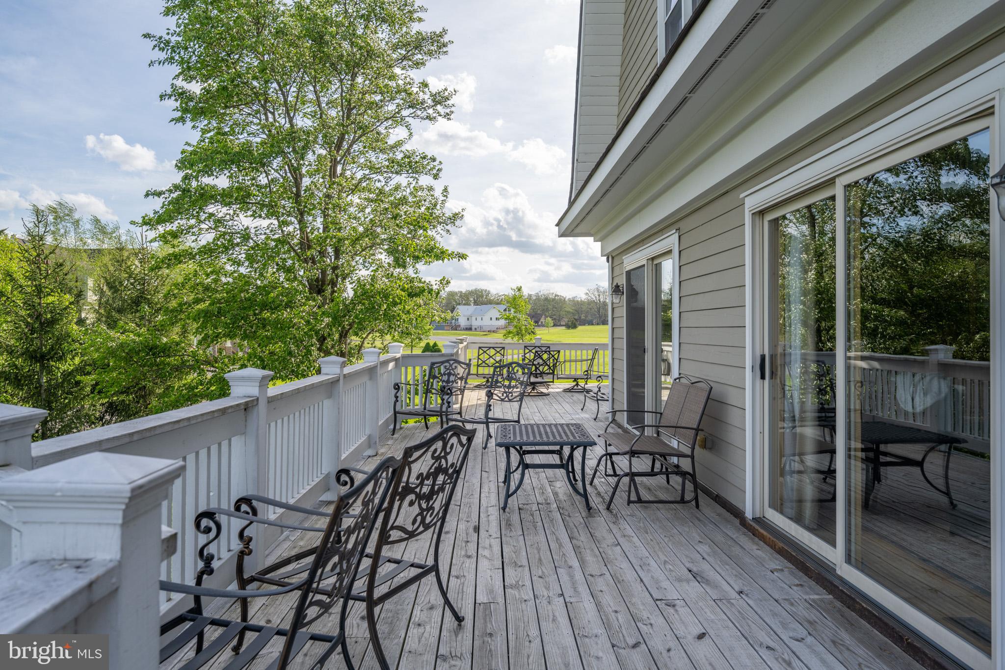 WATERFRONT GREENS - Residential