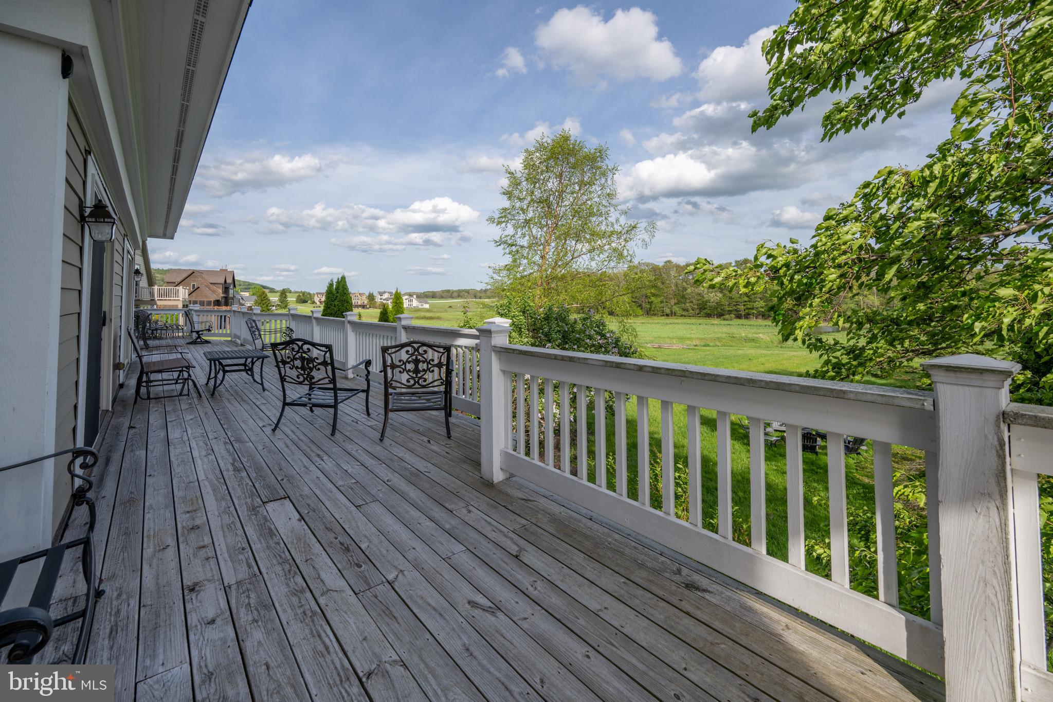 WATERFRONT GREENS - Residential