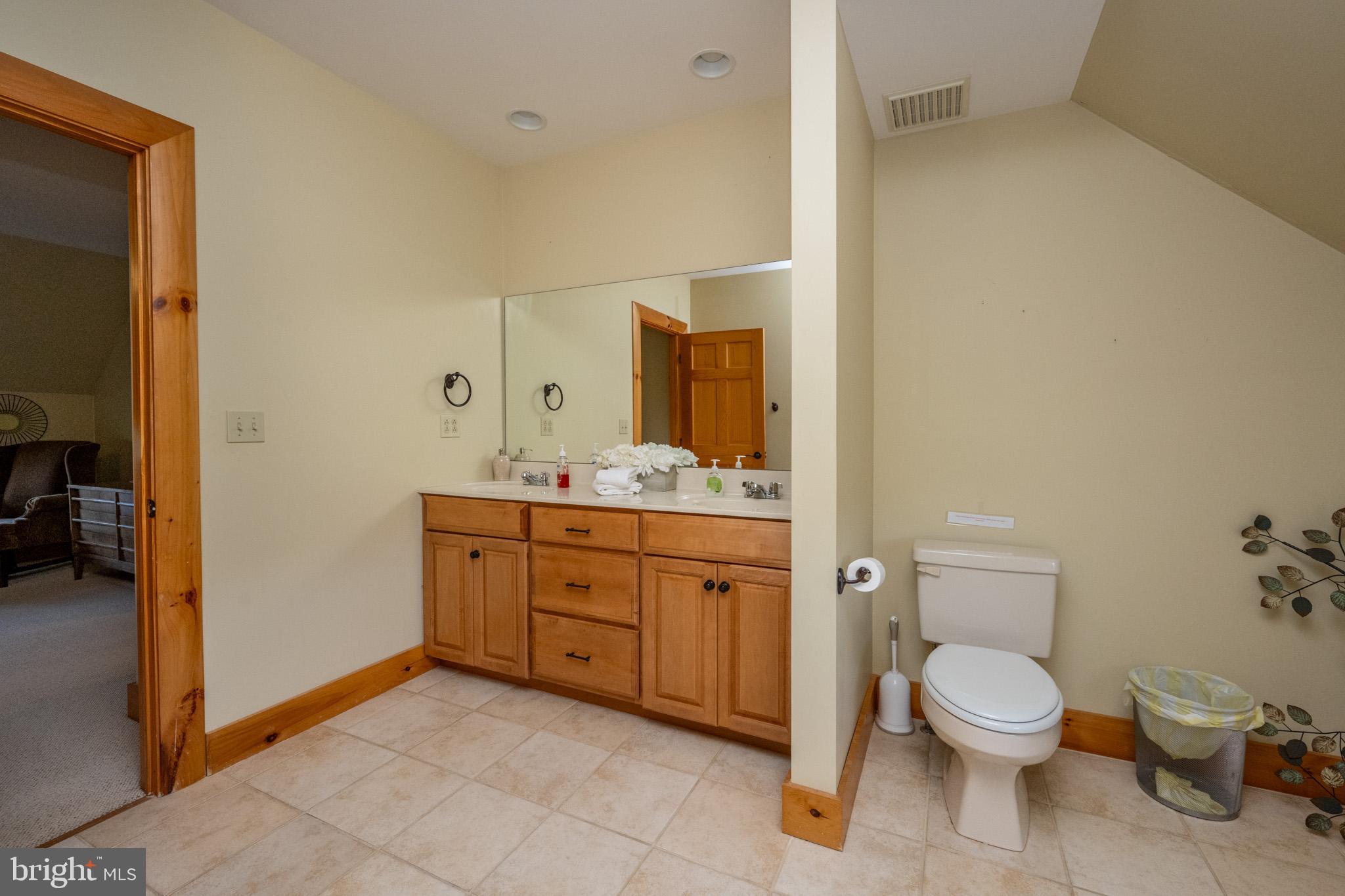 WATERFRONT GREENS - Residential