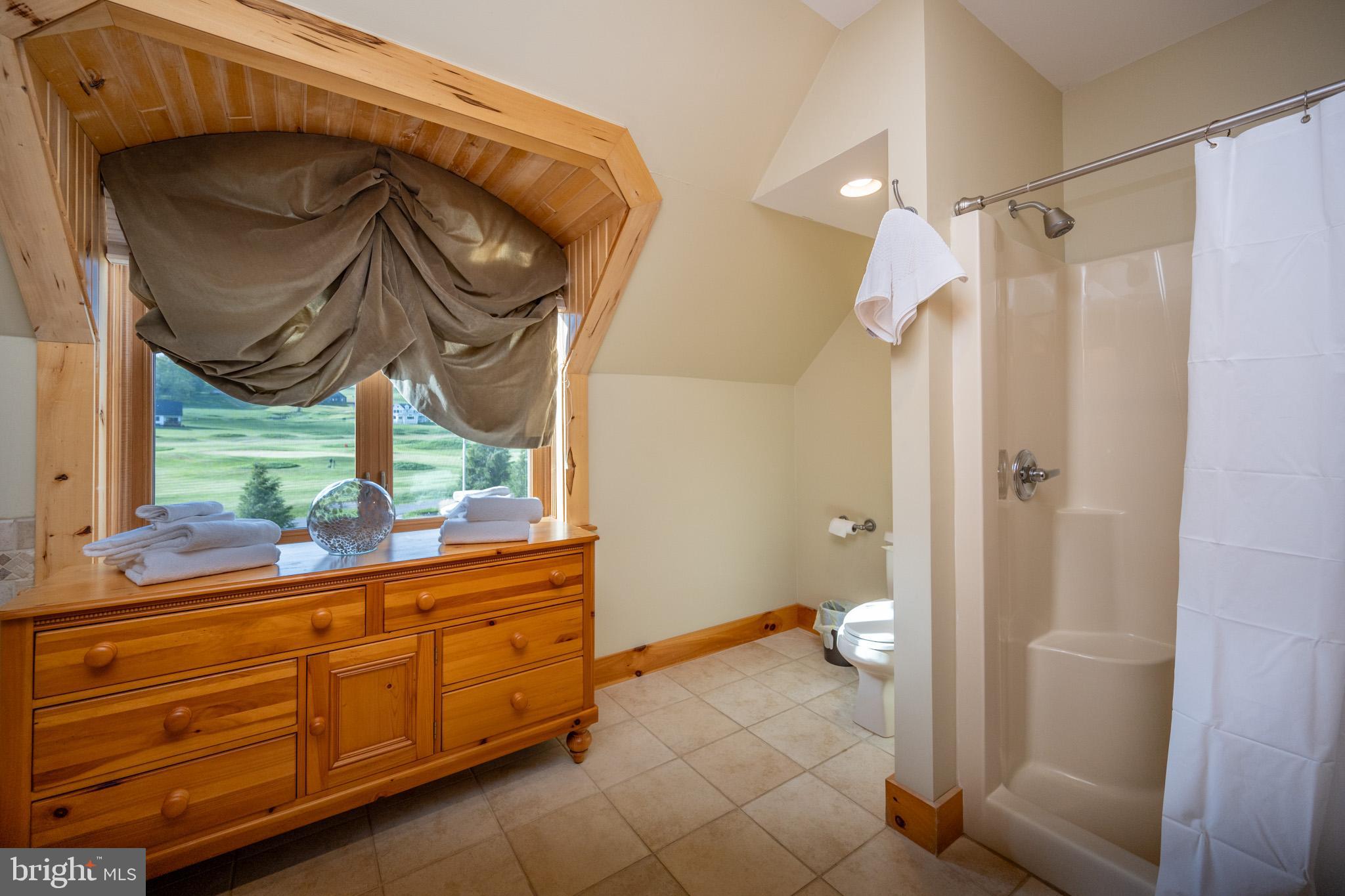 WATERFRONT GREENS - Residential