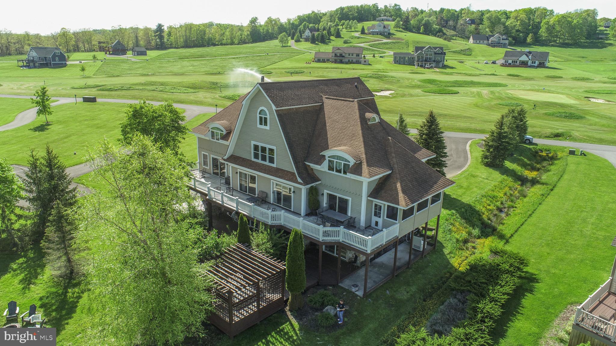 WATERFRONT GREENS - Residential