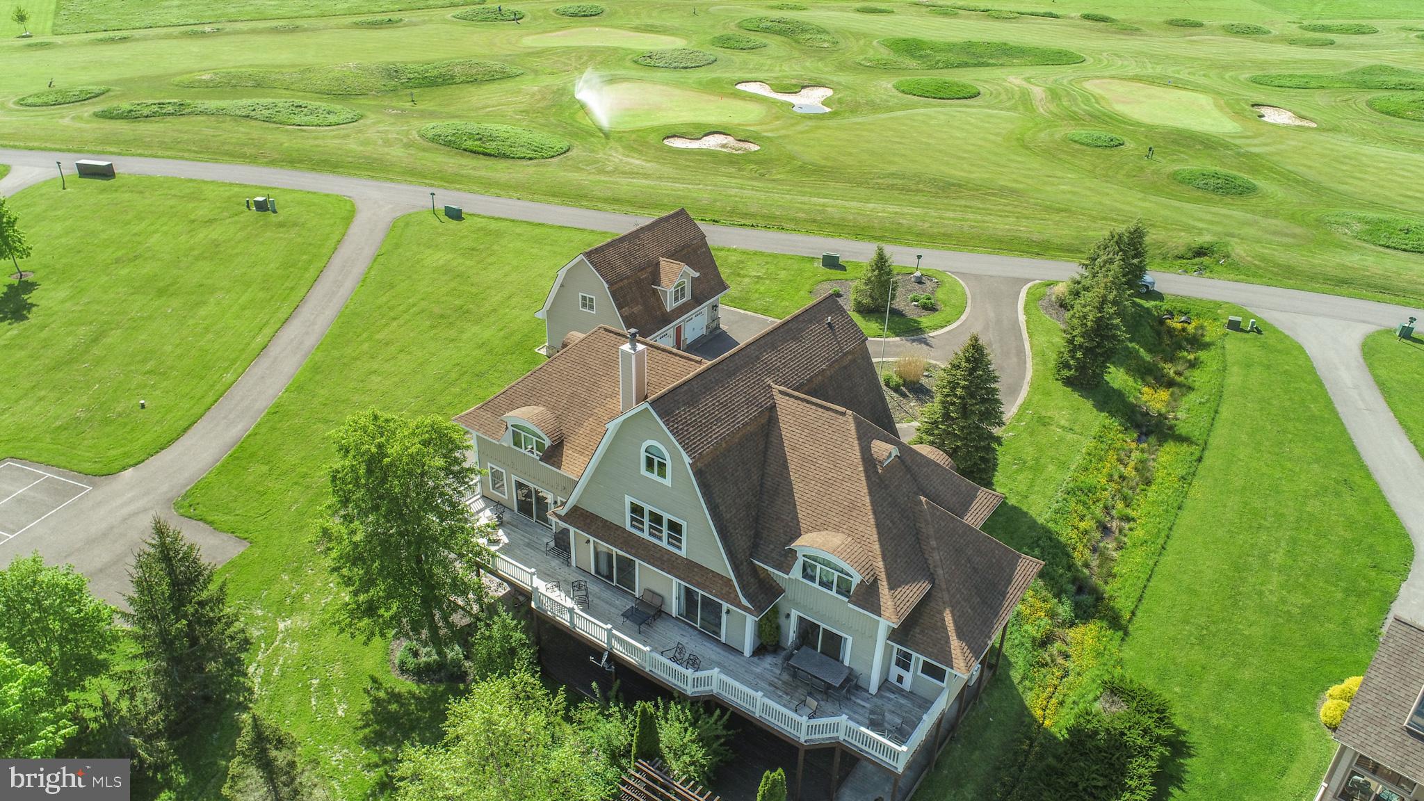 WATERFRONT GREENS - Residential