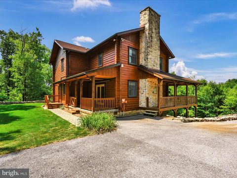 Photo of 1380 Texter Mountain Road, Reinholds, PA 17569 (MLS # PALA2053590)