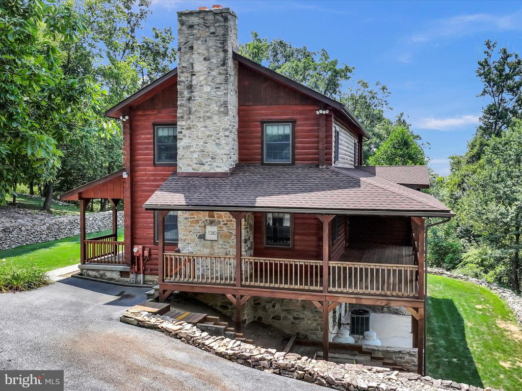 Photo of 1380 Texter Mountain Road, Reinholds, PA 17569 (MLS # PALA2053590)