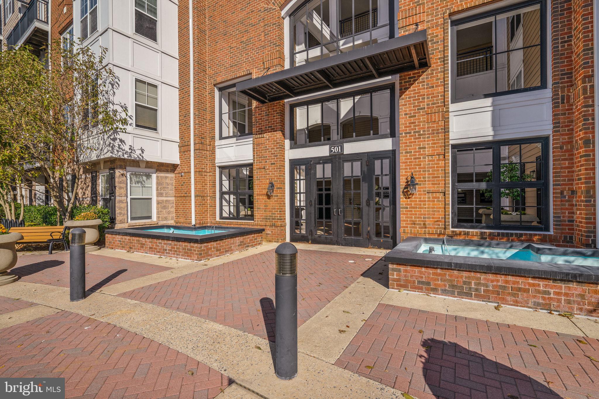 FITZ AT ROCKVILLE TOWN C - Residential Lease