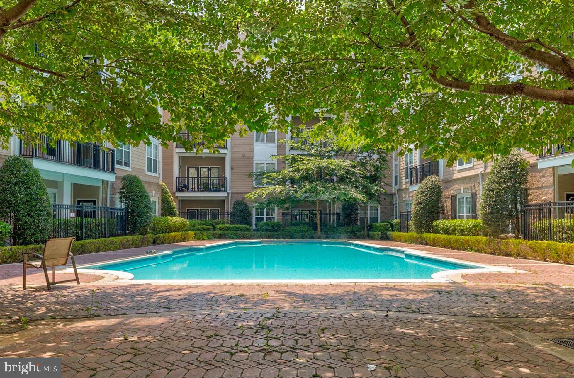 FITZ AT ROCKVILLE TOWN C - Residential Lease