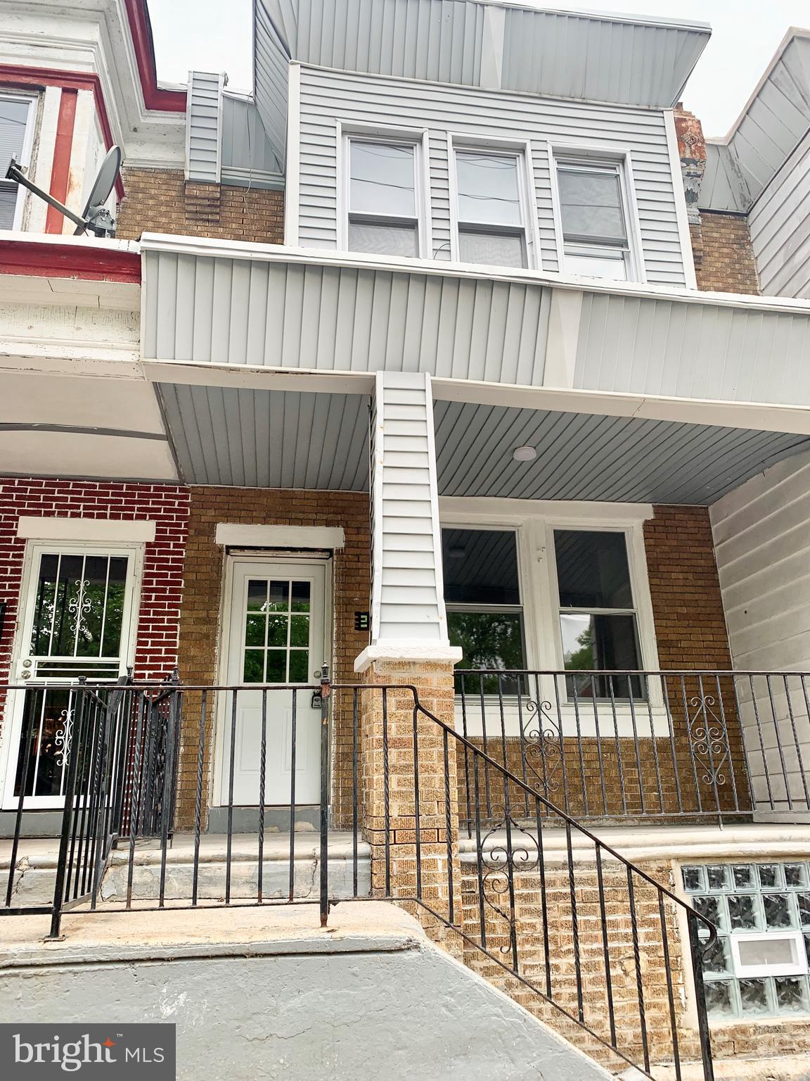 EAST OAK LANE - Residential Lease