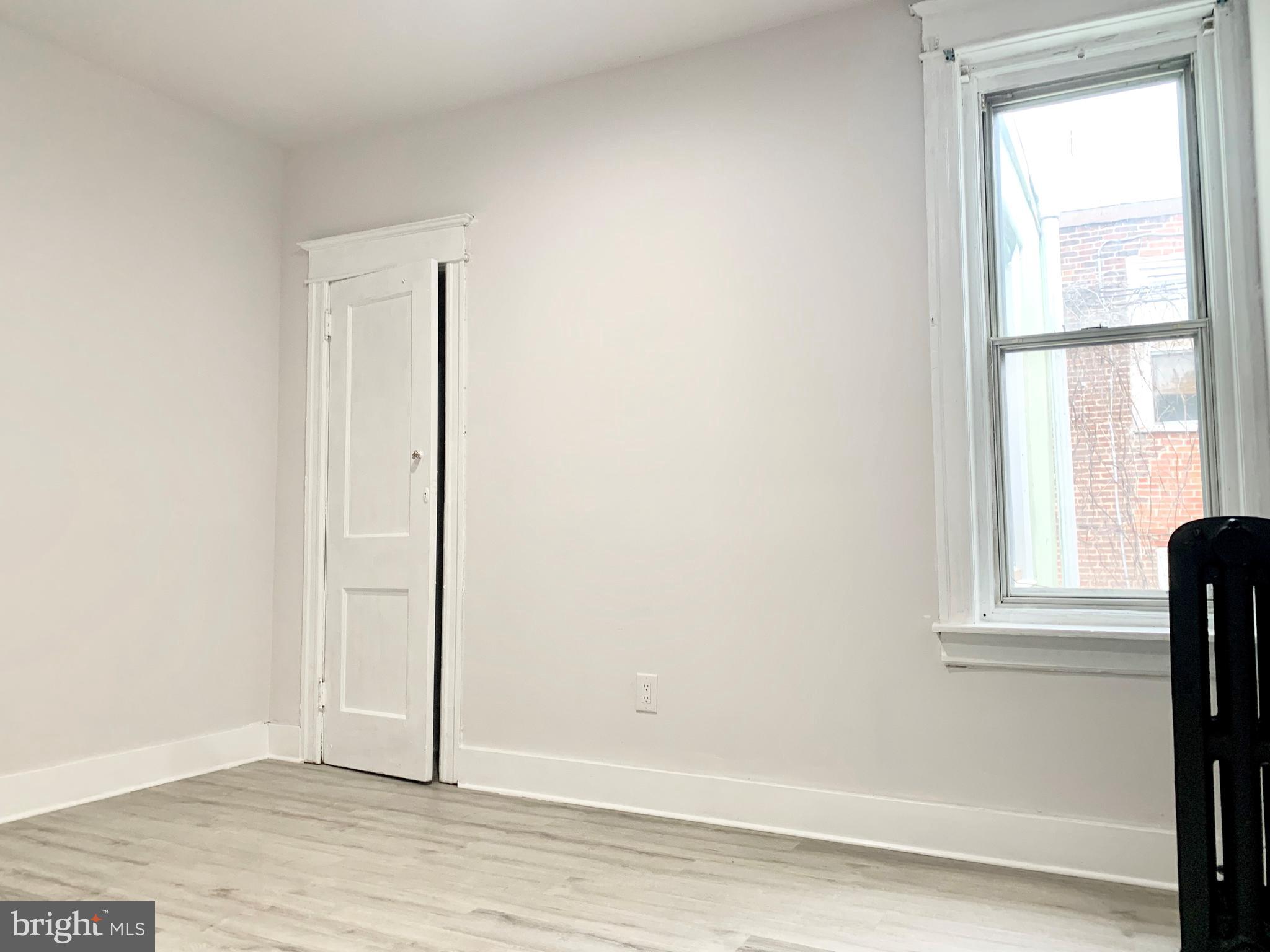 EAST OAK LANE - Residential Lease