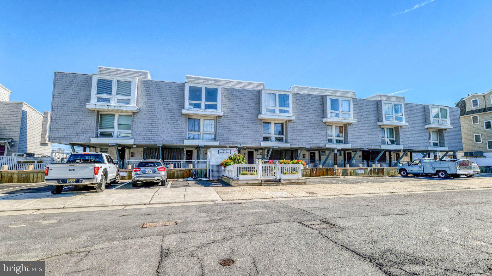 151 N ANNAPOLIS 10