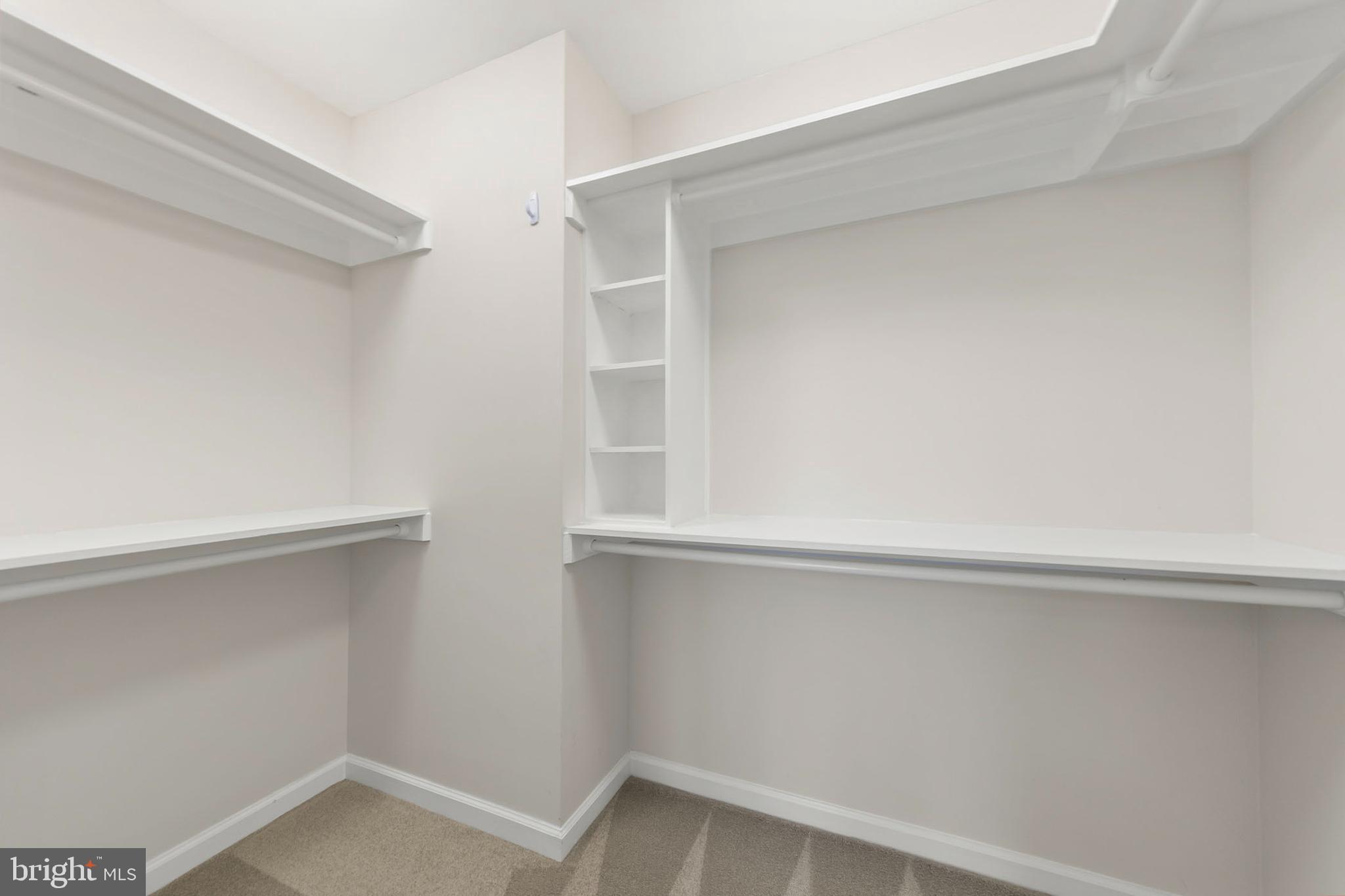 STONEY MOUNTAIN ESTATES - Residential