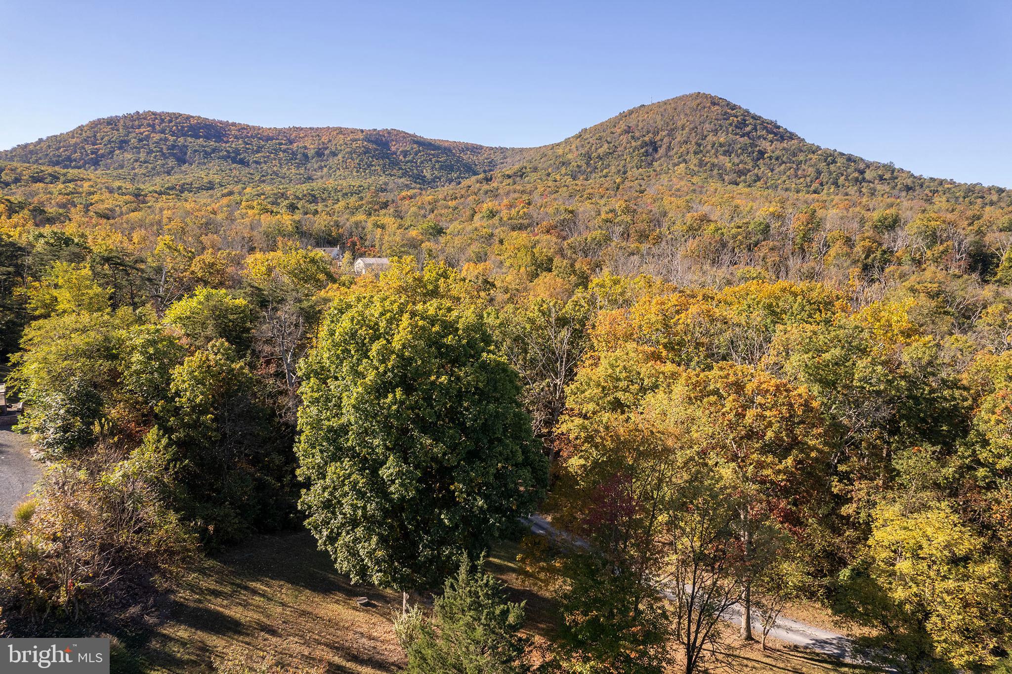 STONEY MOUNTAIN ESTATES - Residential