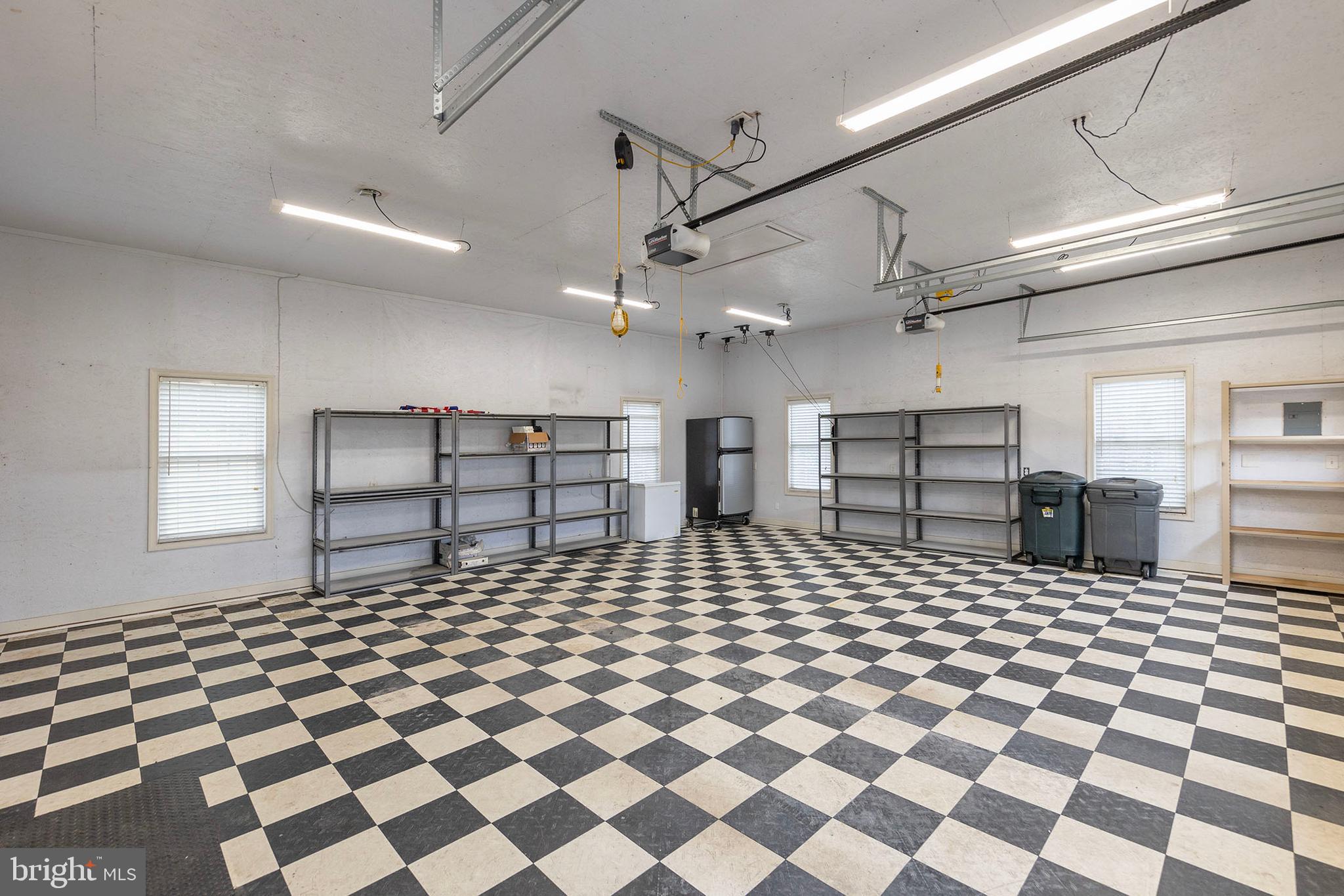 STONEY MOUNTAIN ESTATES - Residential