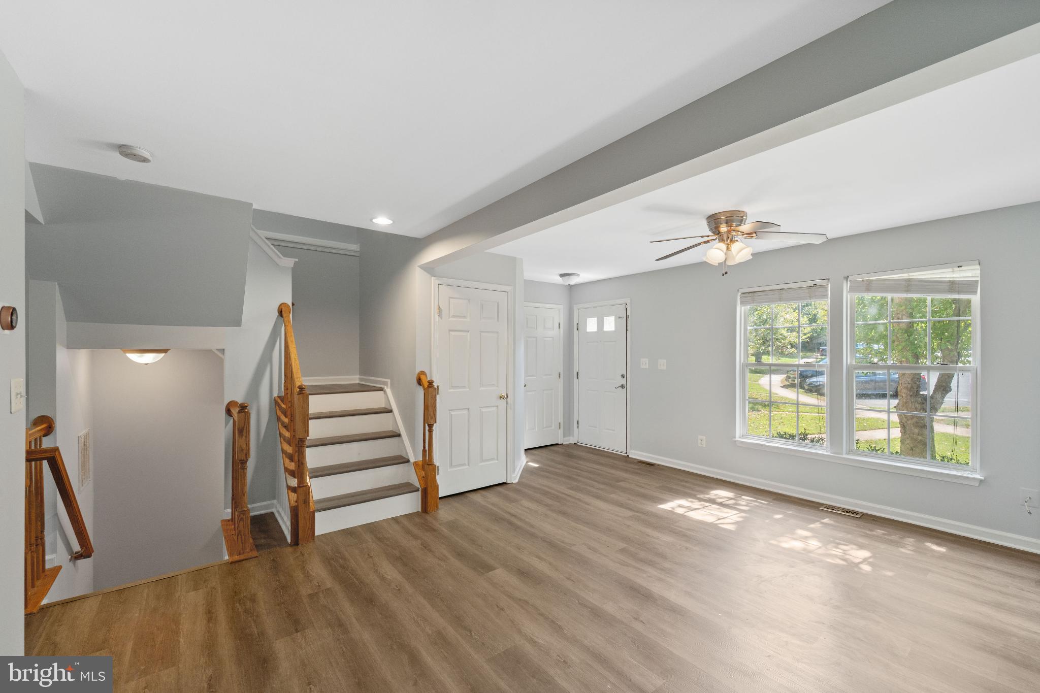 15743 VIEWPOINT CIRCLE