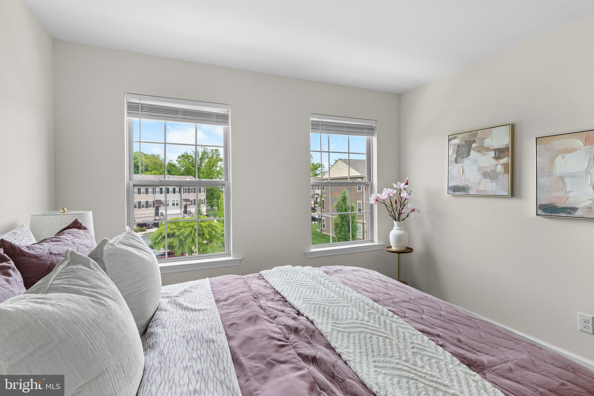 WARMINSTER HGTS - Residential