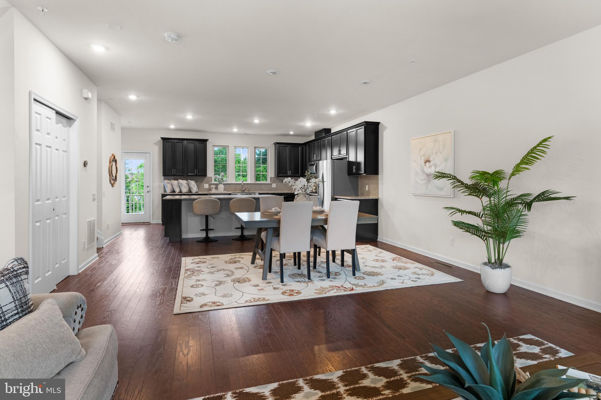 WARMINSTER HGTS - Residential