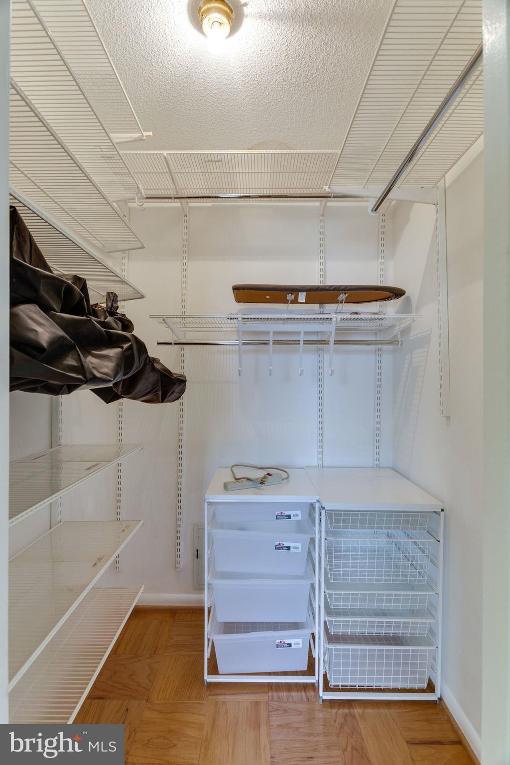 PARK PLACE - Residential Lease