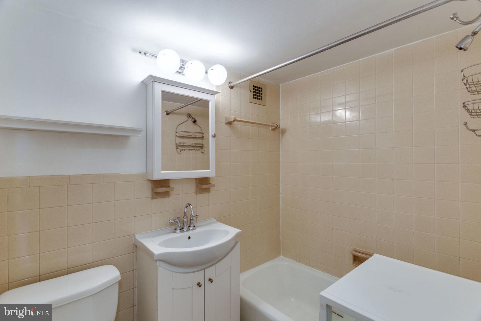 PARK PLACE - Residential Lease