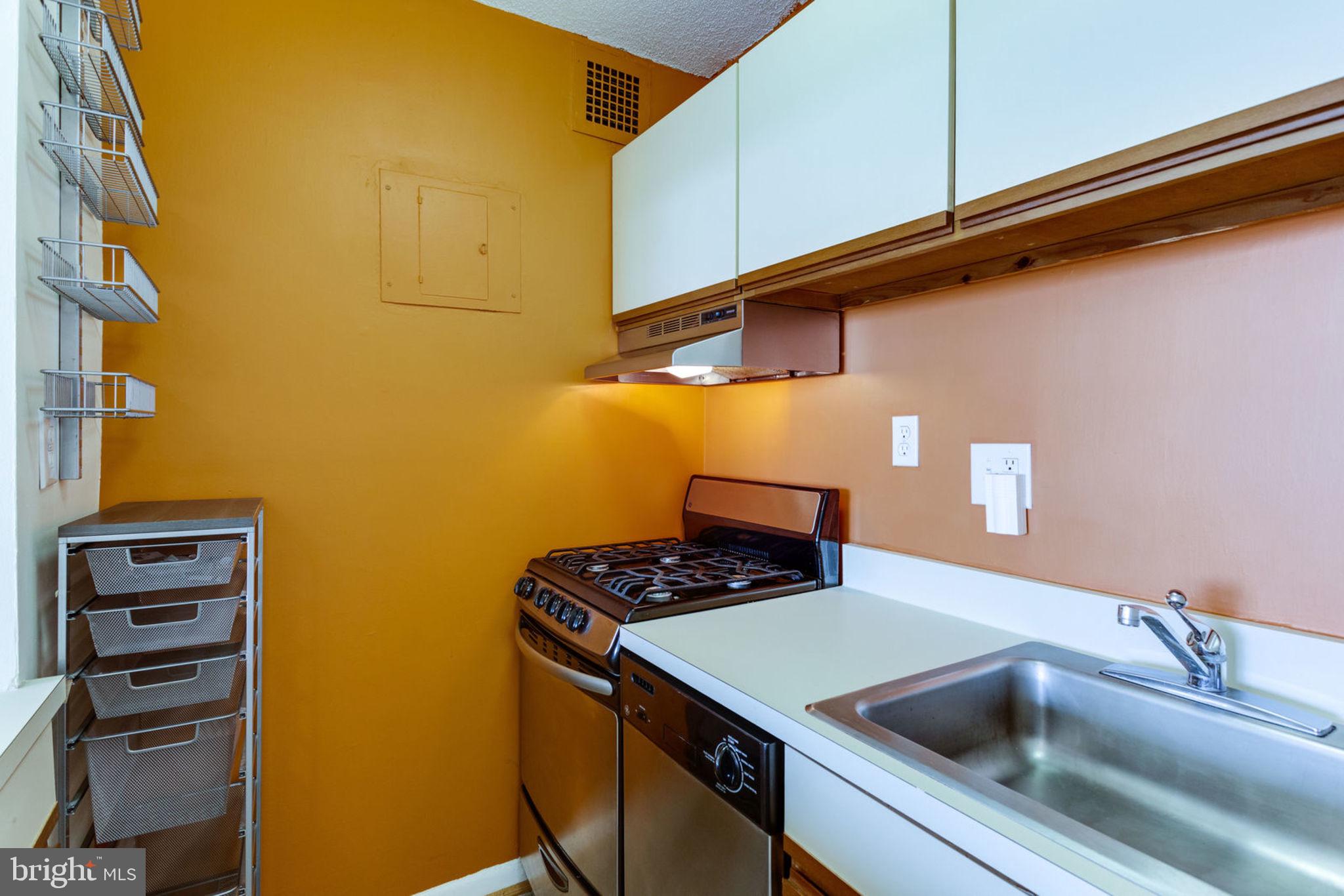 PARK PLACE - Residential Lease