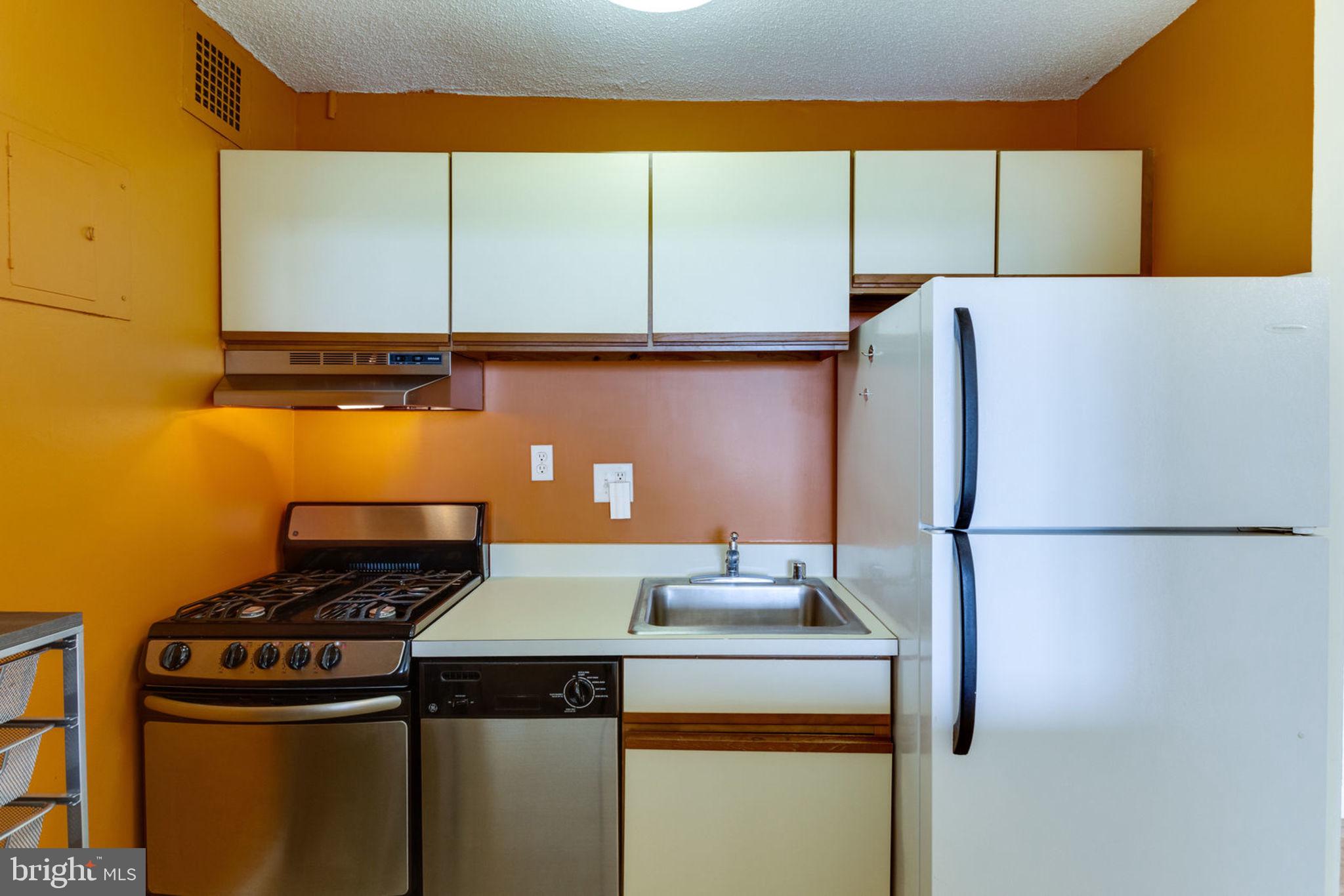 PARK PLACE - Residential Lease