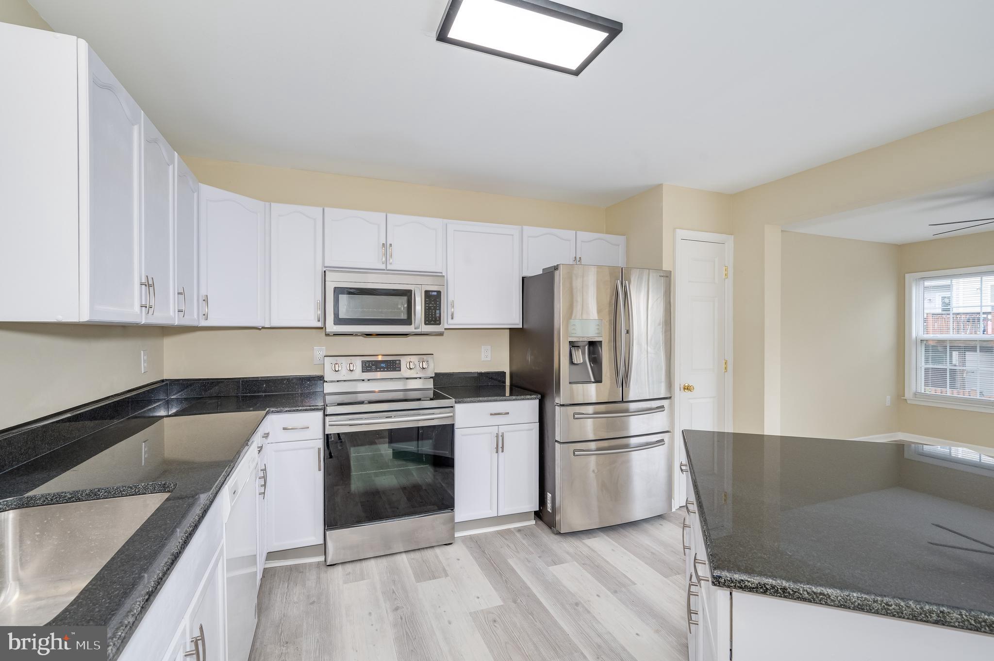 MANOR PARK - Residential