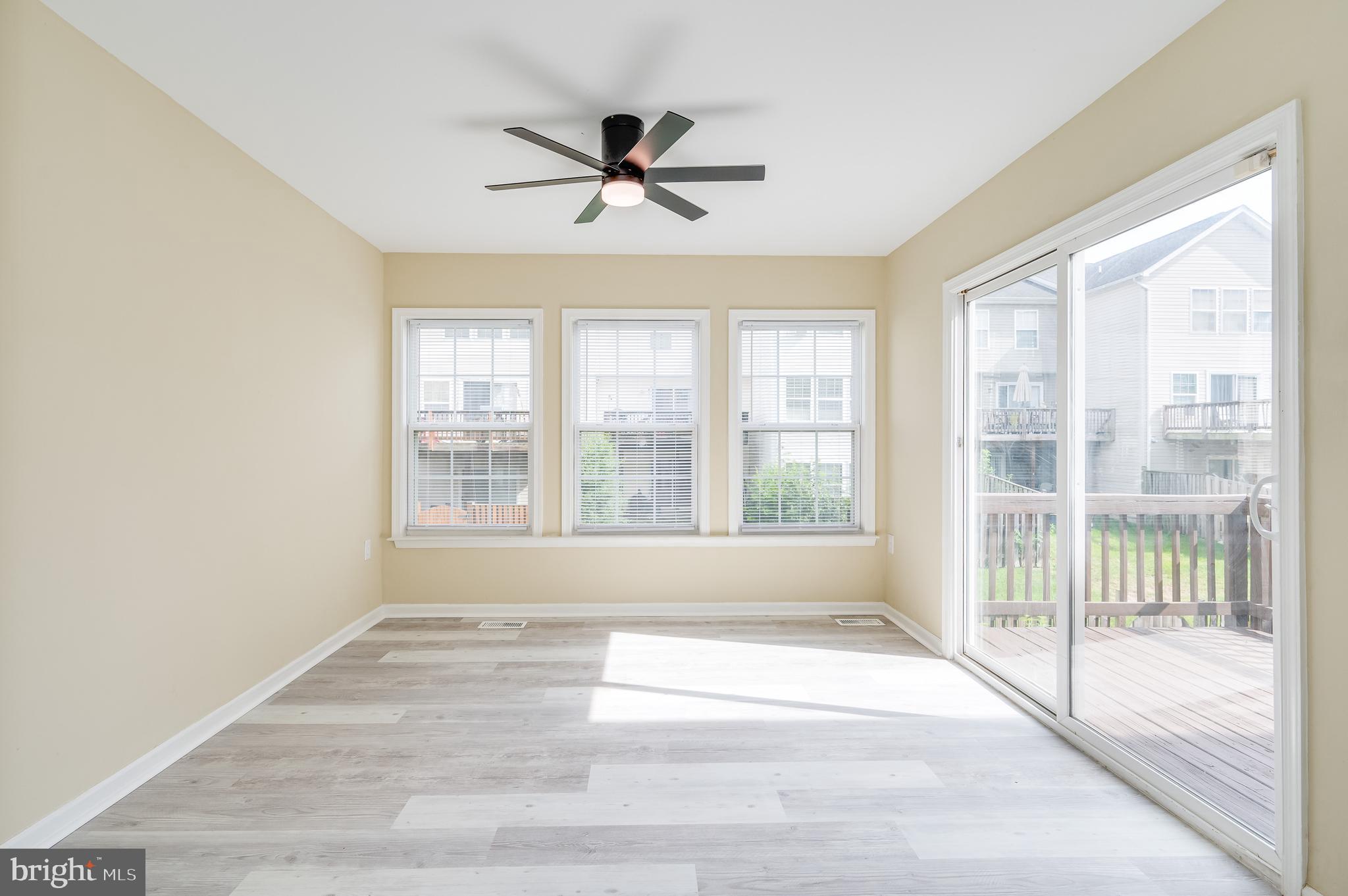 MANOR PARK - Residential