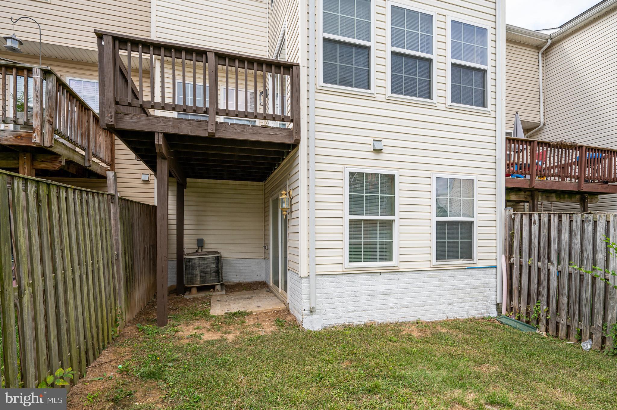 MANOR PARK - Residential