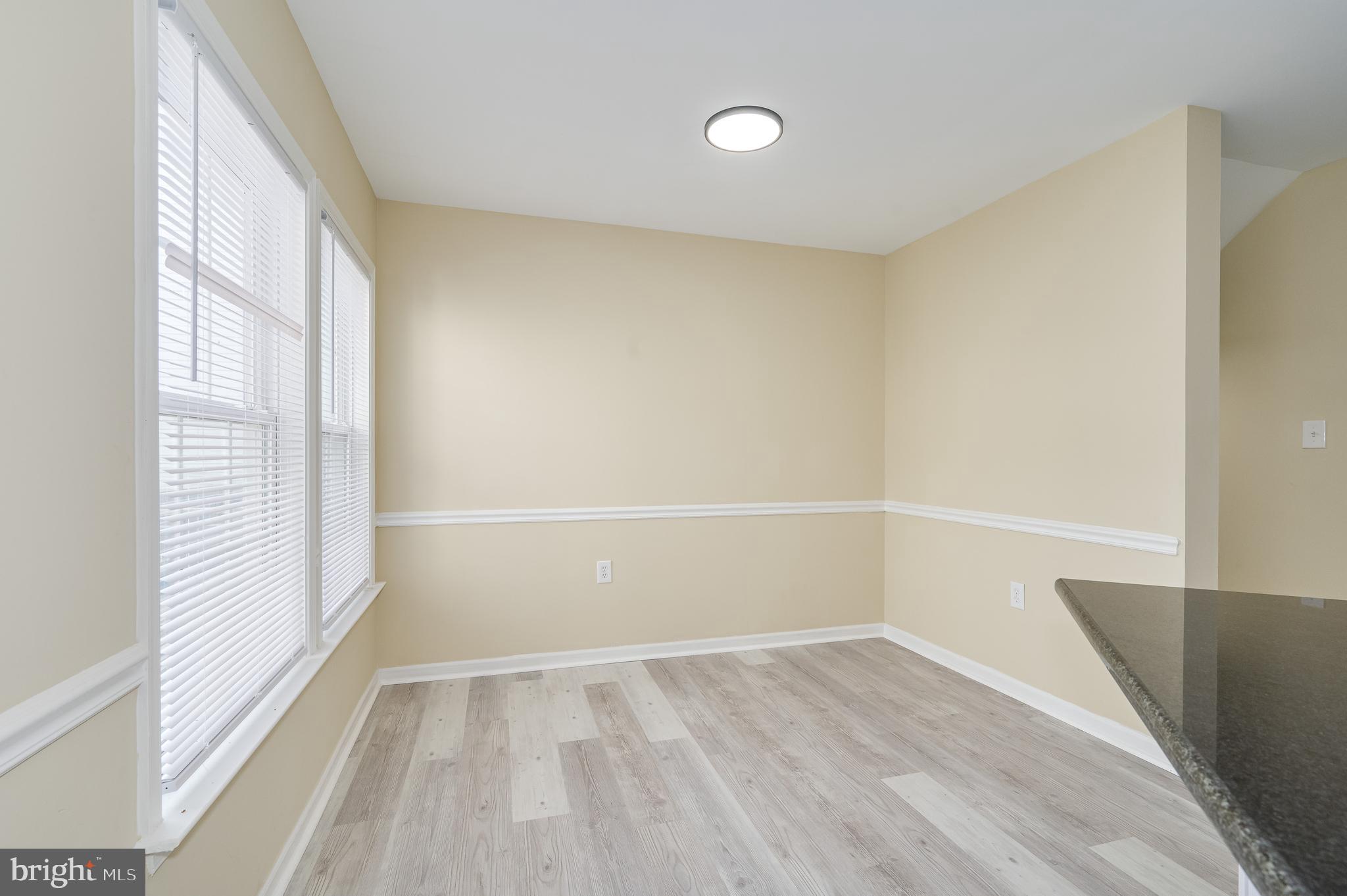 MANOR PARK - Residential