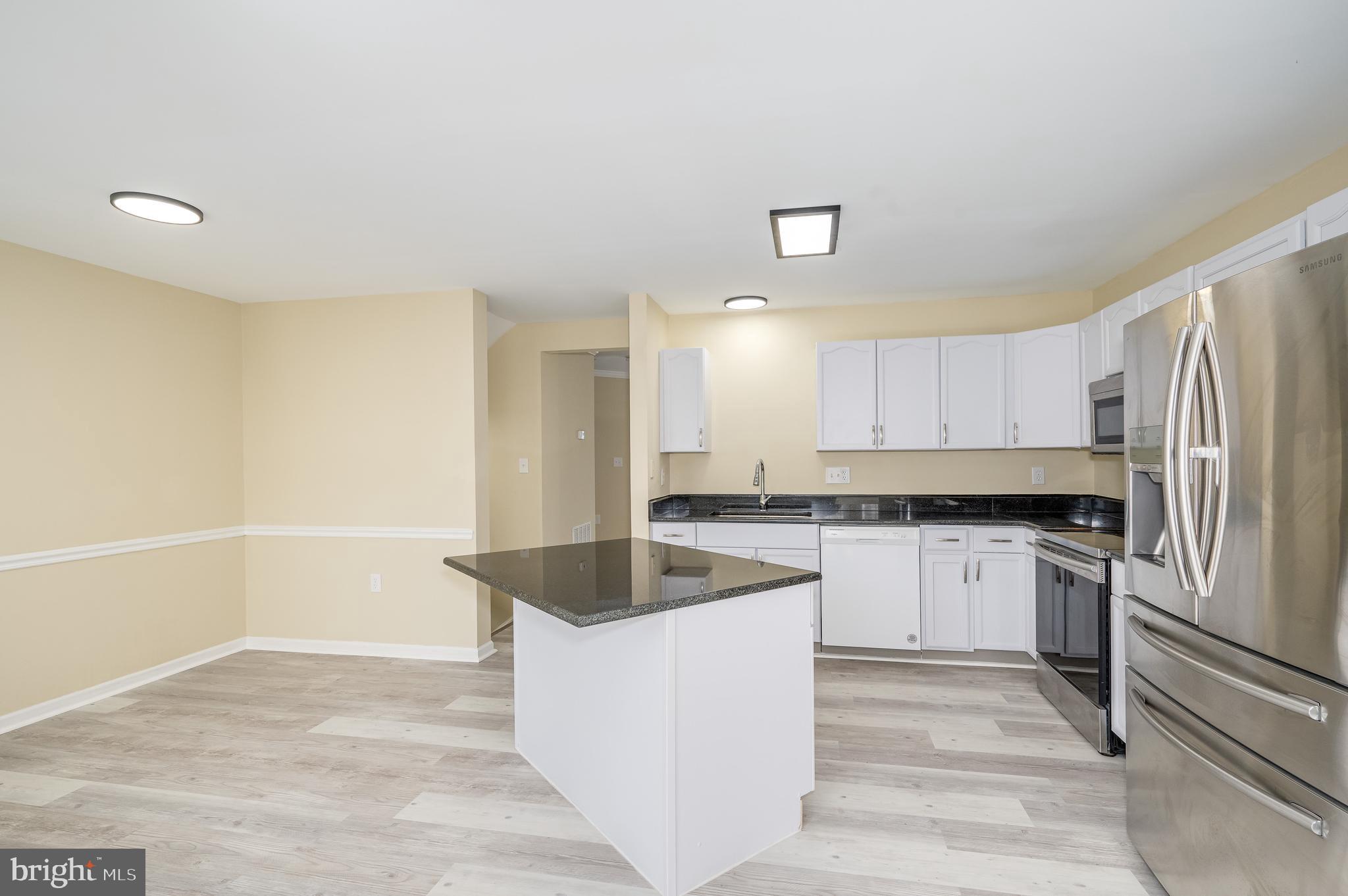 MANOR PARK - Residential