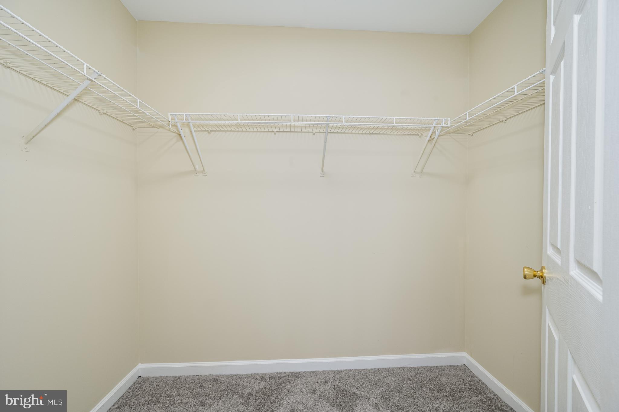 MANOR PARK - Residential