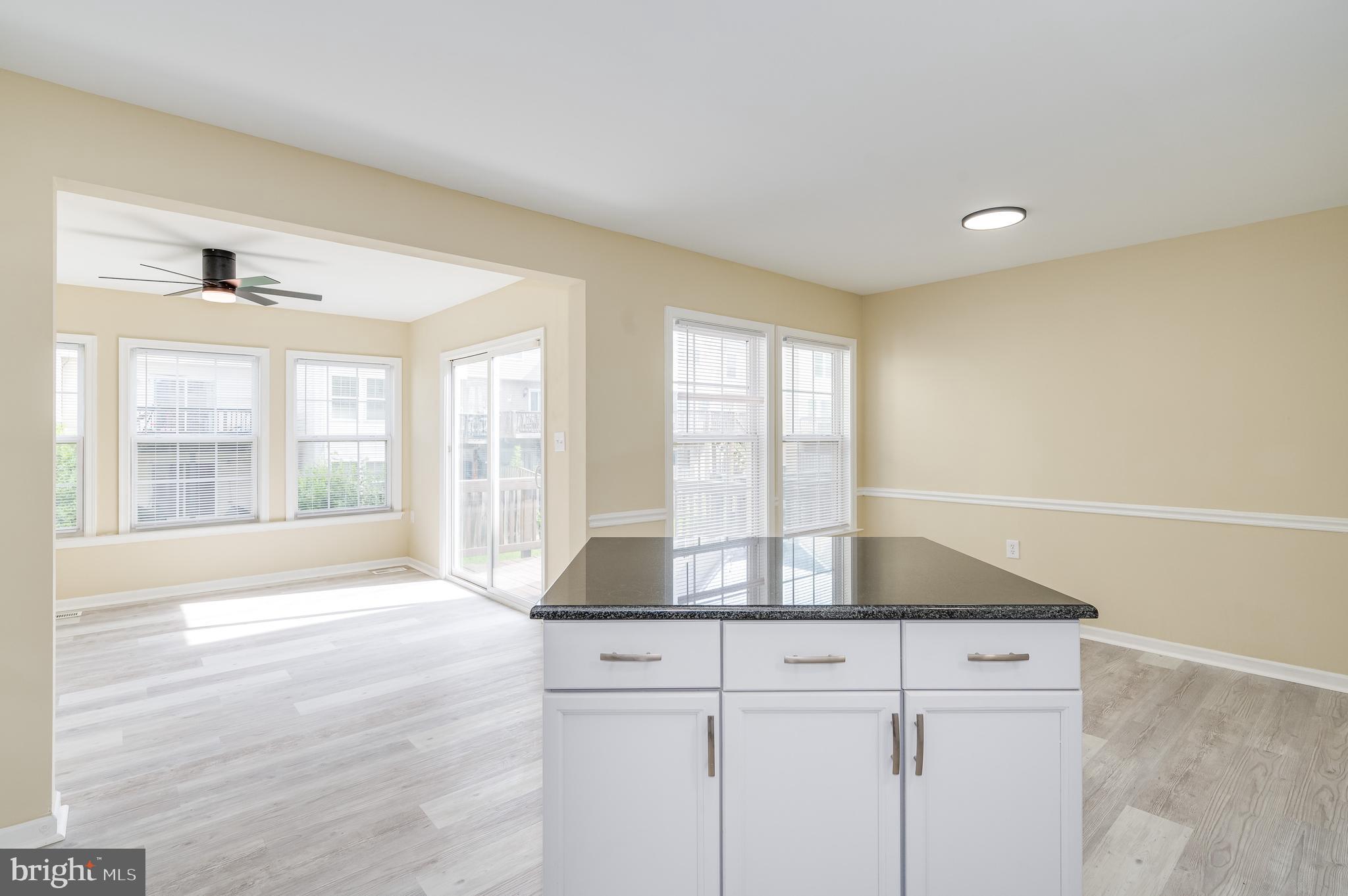 MANOR PARK - Residential