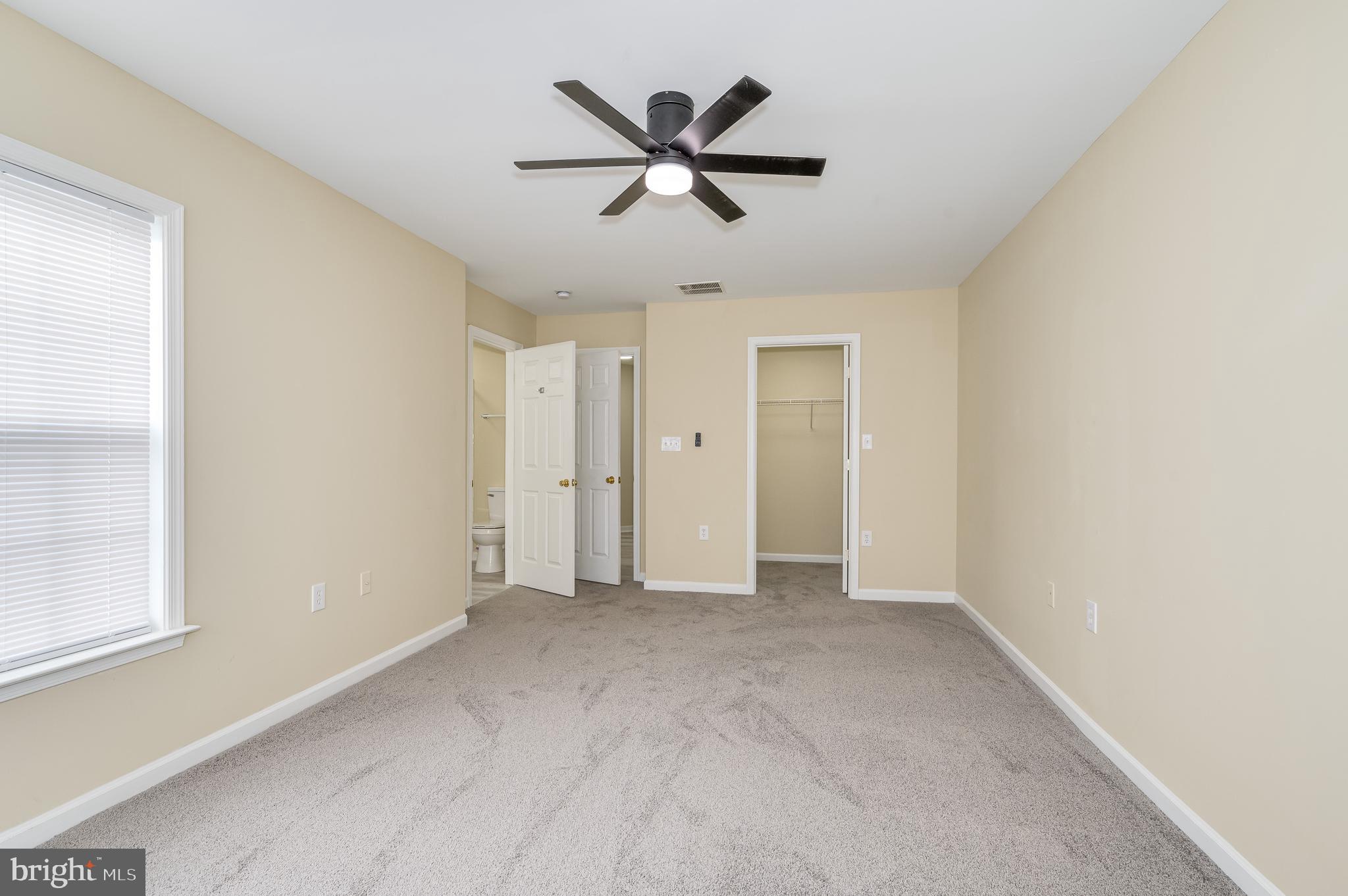 MANOR PARK - Residential