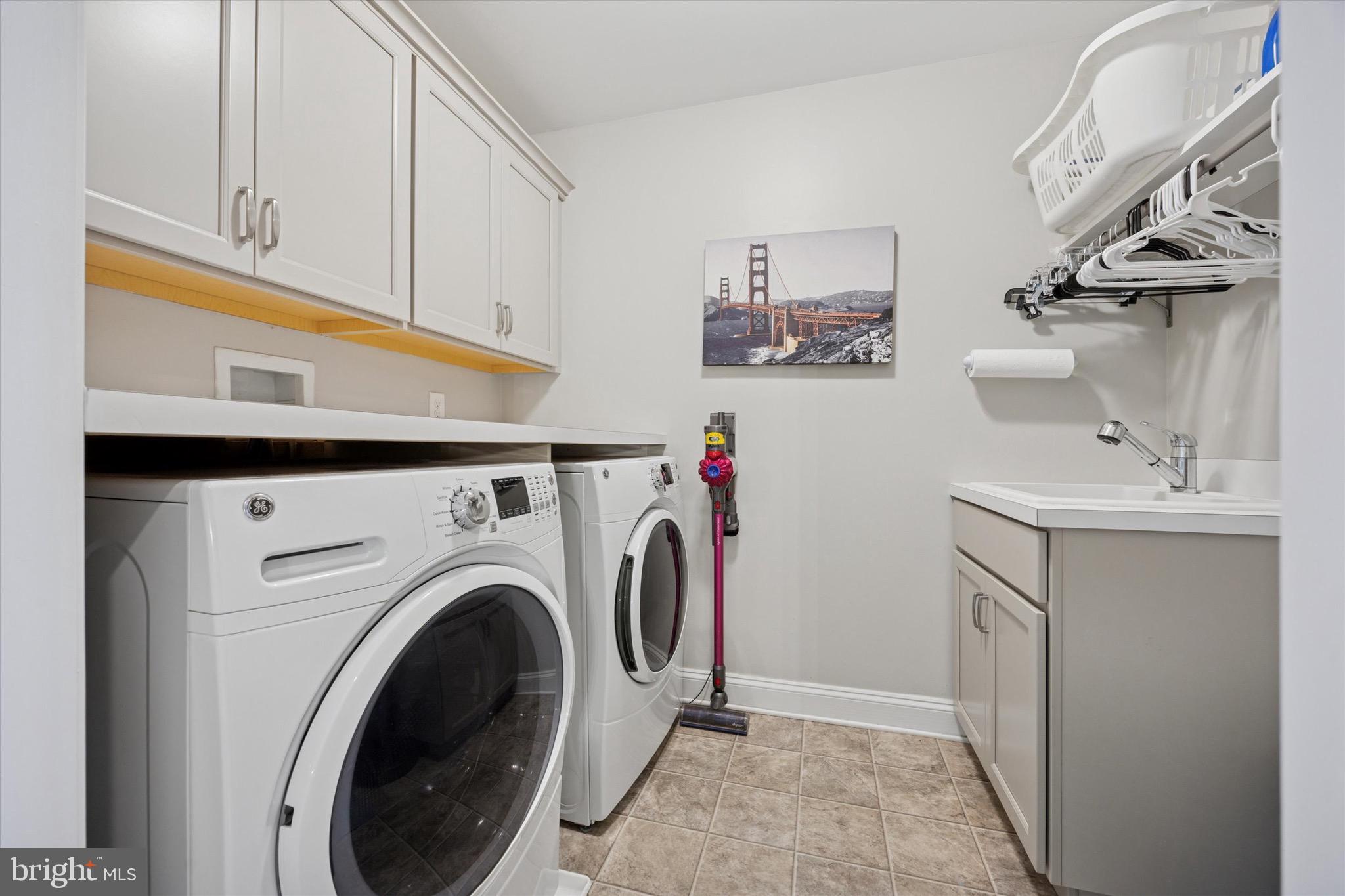 RESERVE AT CREEKSIDE - Residential