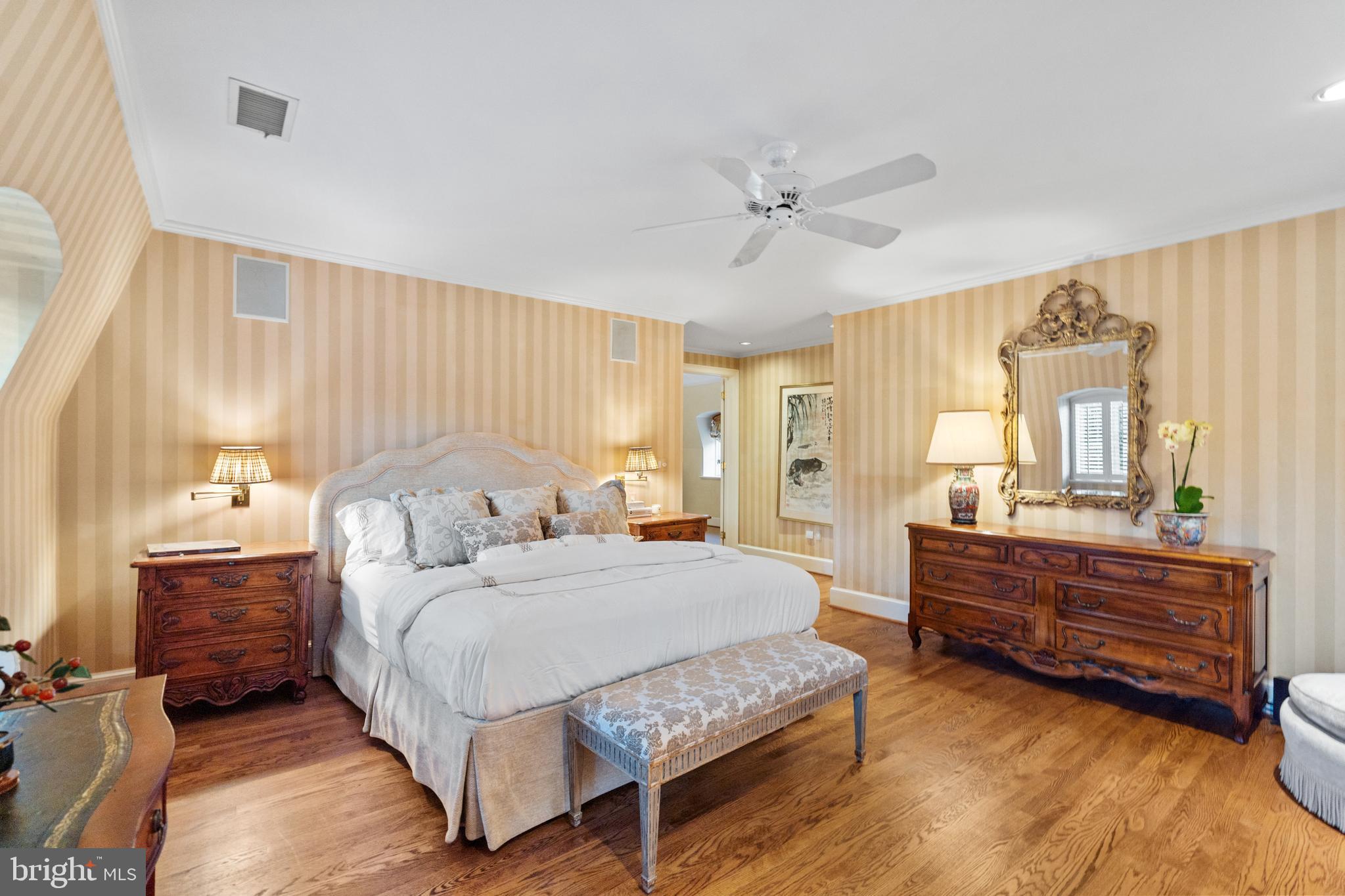 SPRING VALLEY - Residential