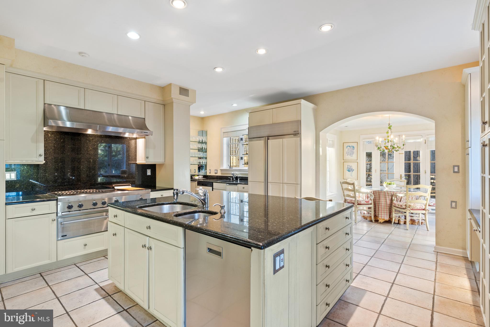 SPRING VALLEY - Residential