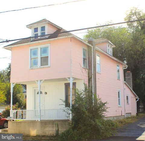 Photo of 160 Veterans Alley, Manheim, PA 17545 (MLS # PALA2042276)