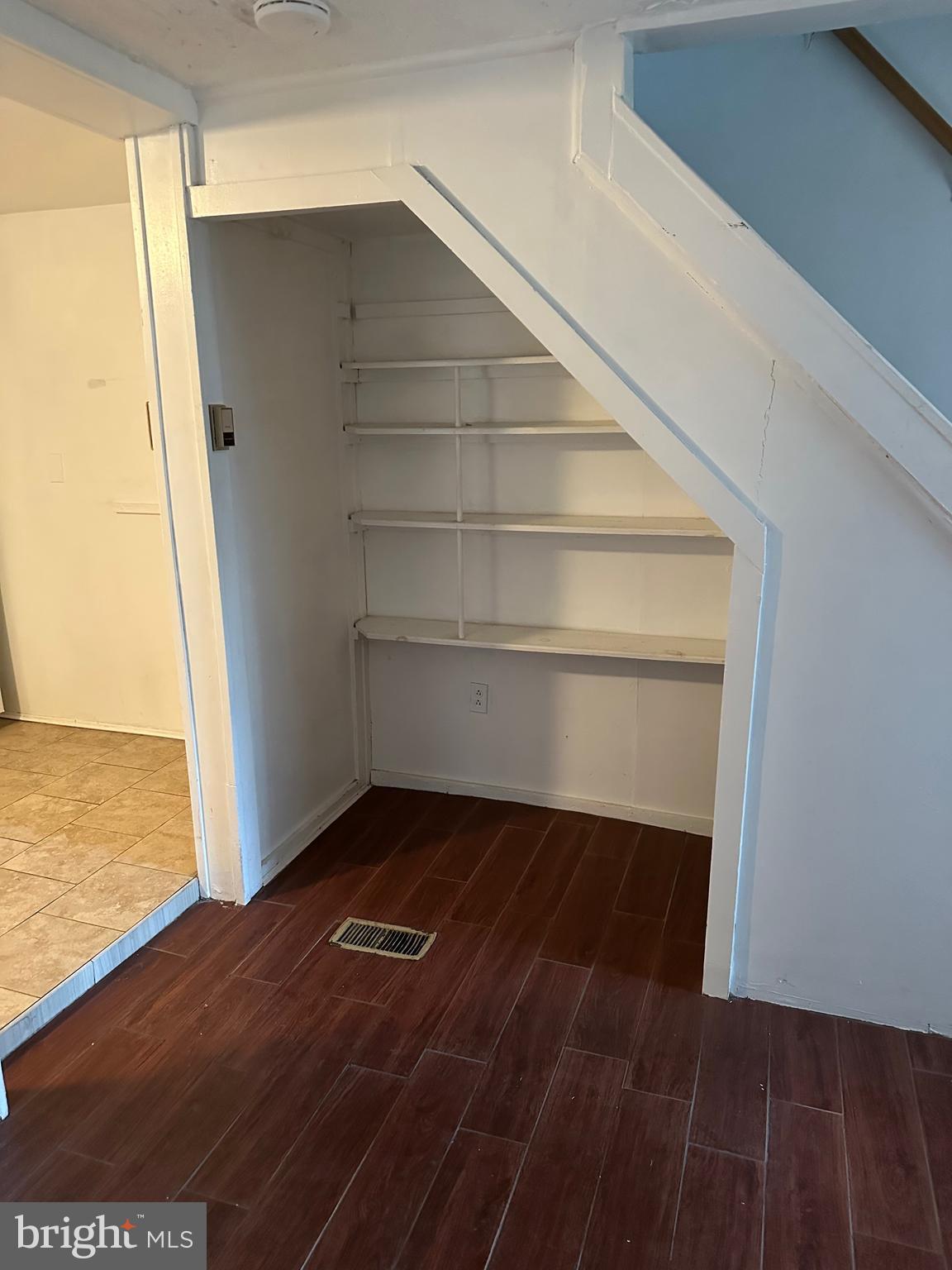 2 TITUS AVENUE UNIT 2