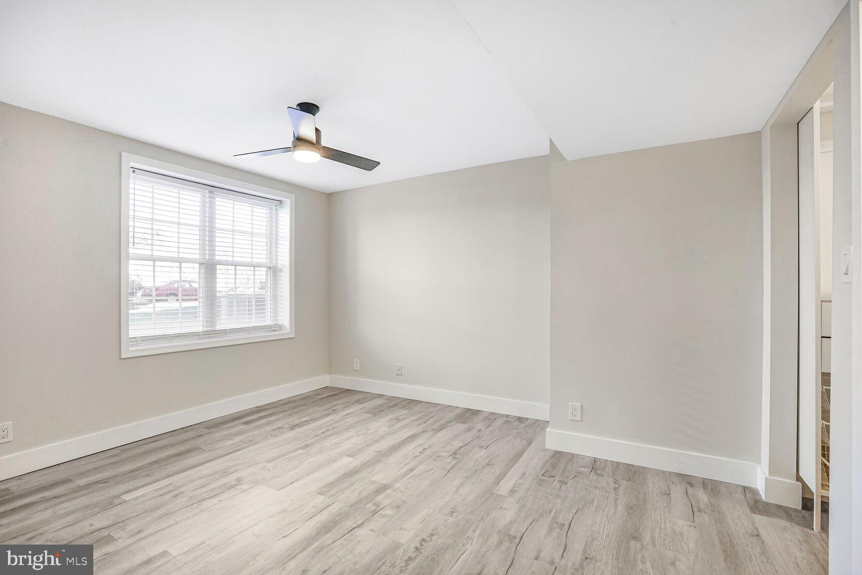 STAFFORD MEADOWS - Residential