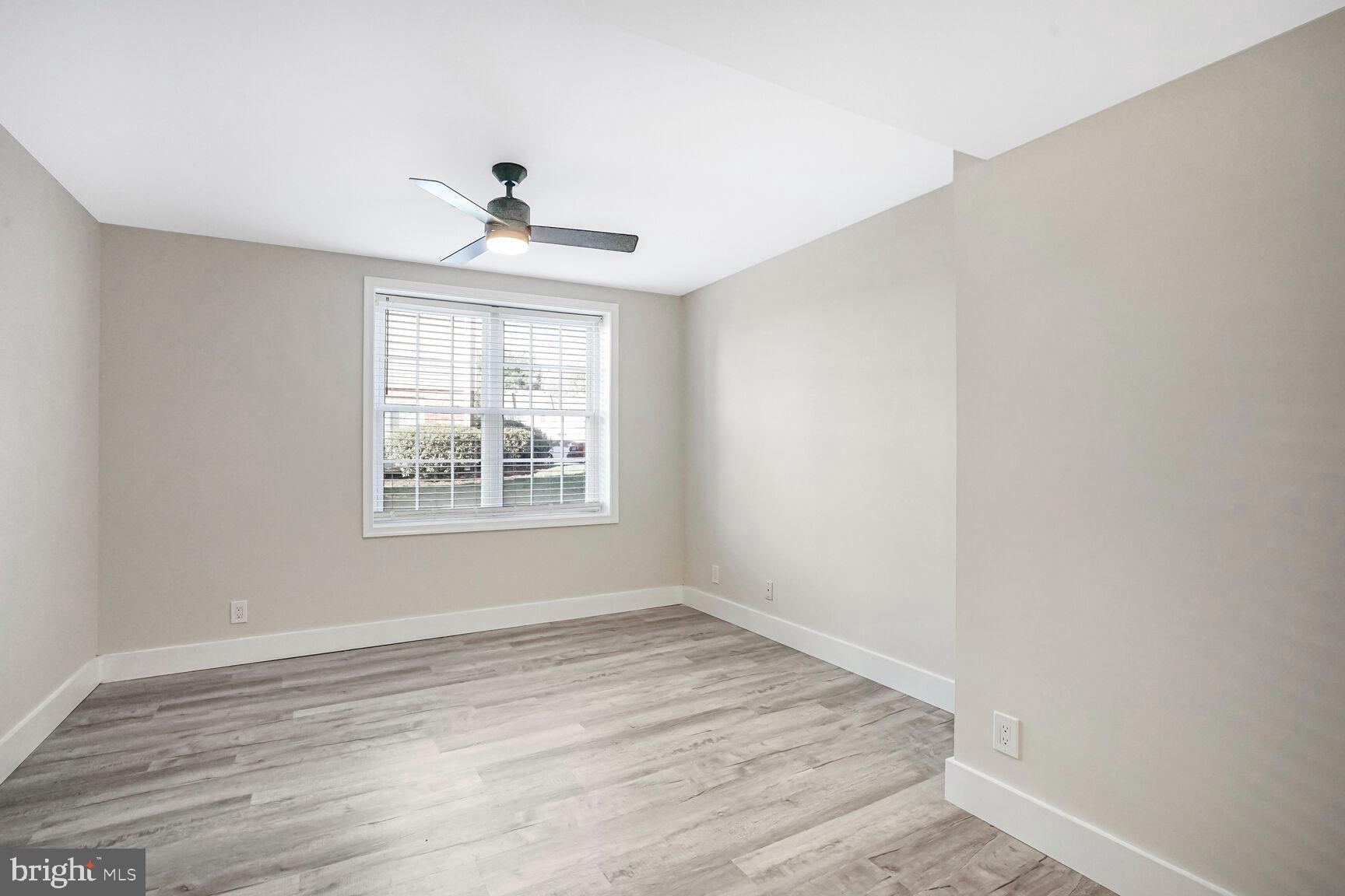 STAFFORD MEADOWS - Residential