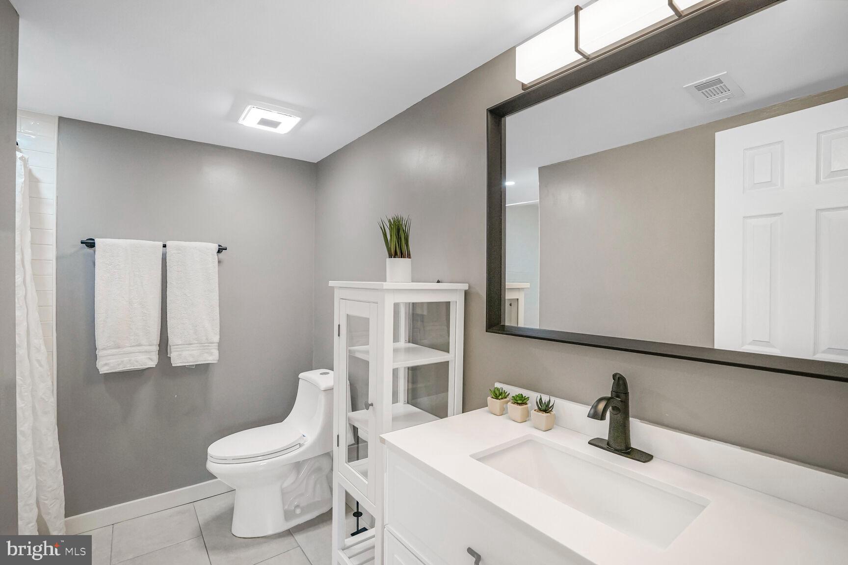 STAFFORD MEADOWS - Residential