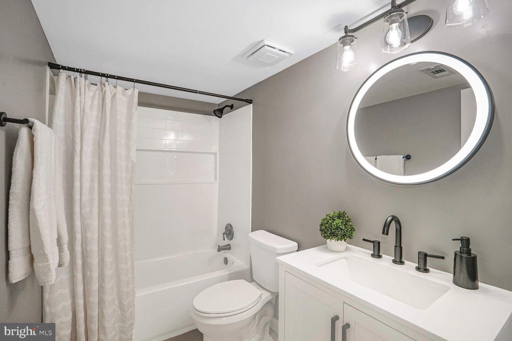 STAFFORD MEADOWS - Residential