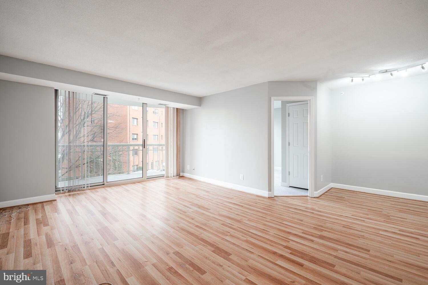 MADISON PARK CONDOMINIUMS - Residential