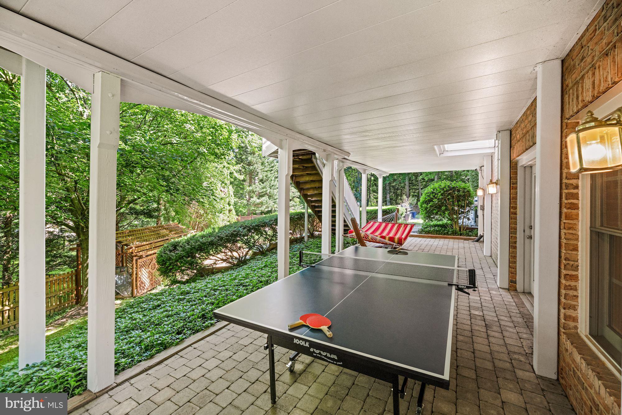 MCLEAN FALLS AT CHINQUAP - Residential