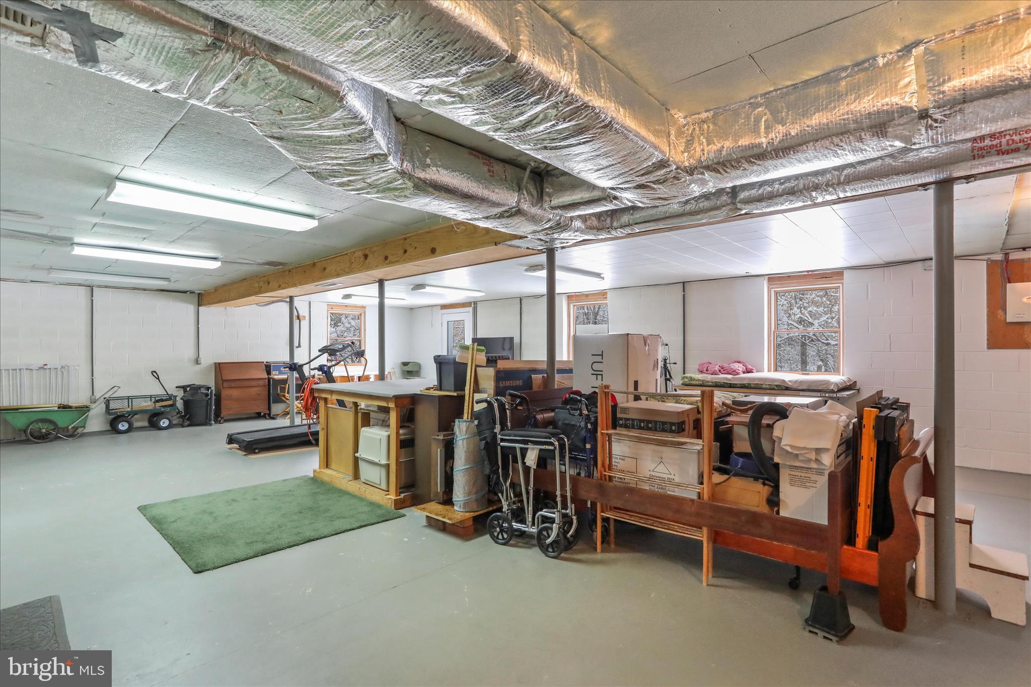 ROXBURY HILLS - Residential