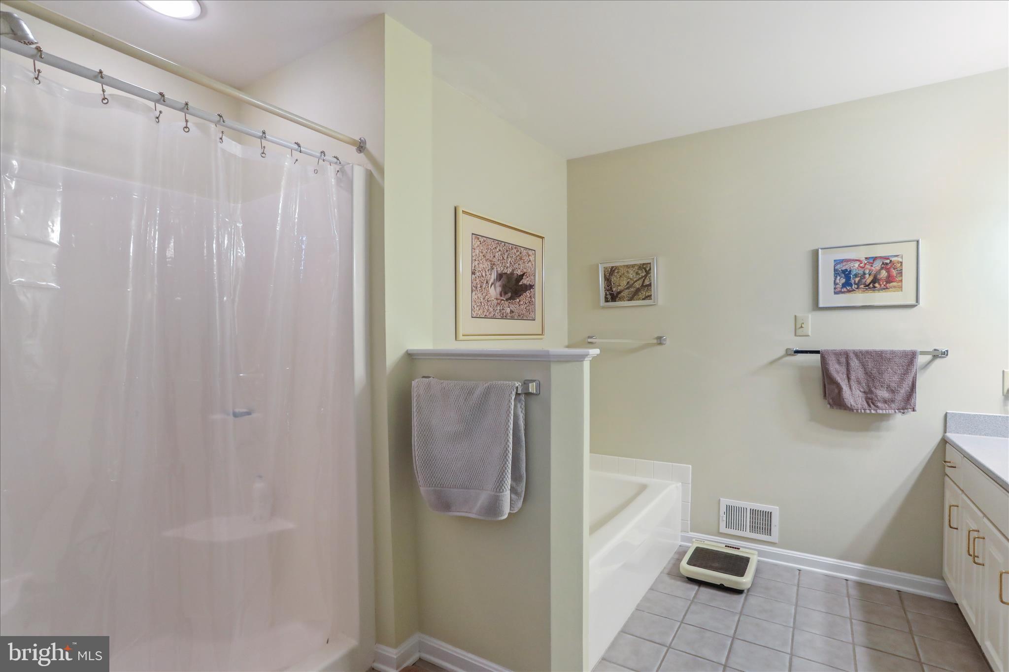 ROXBURY HILLS - Residential