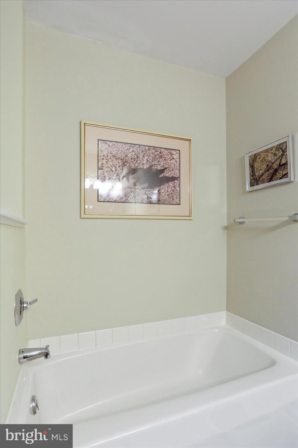 ROXBURY HILLS - Residential